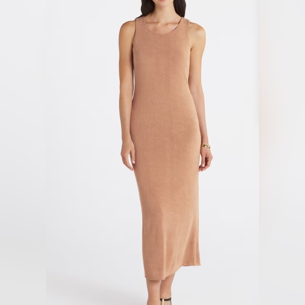 NWT Gilli Florencia Tan Sleeveless Fitted Maxi Dress –  Size M